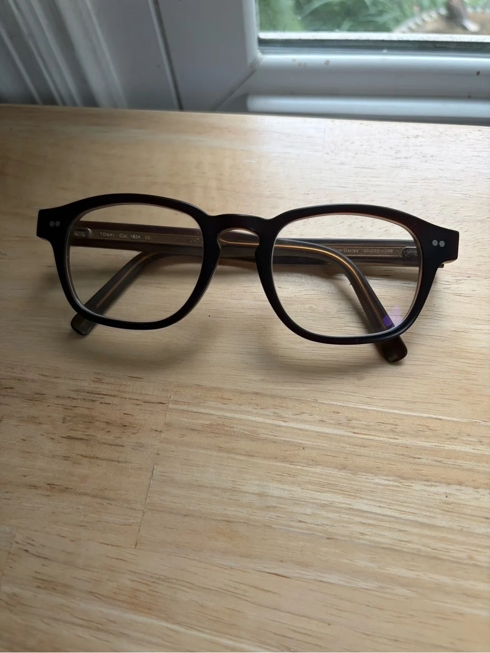 Tom Davies Eyeglasses td642 col 1824 50-22 145